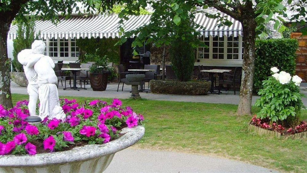Hotel Logis La Thomasse Aurillac Exterior foto