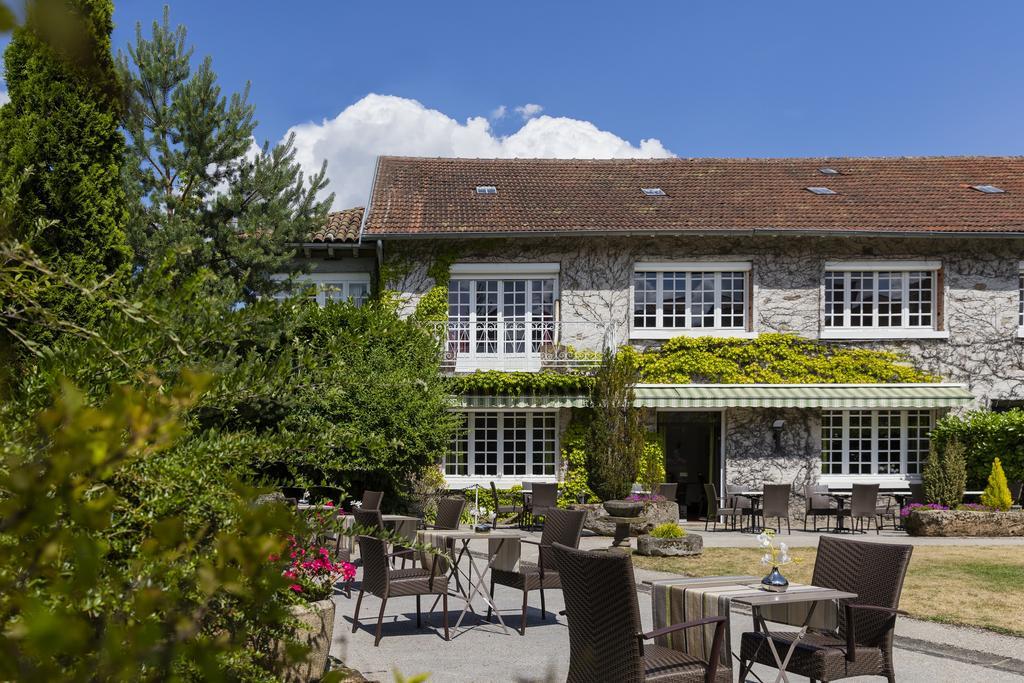 Hotel Logis La Thomasse Aurillac Exterior foto